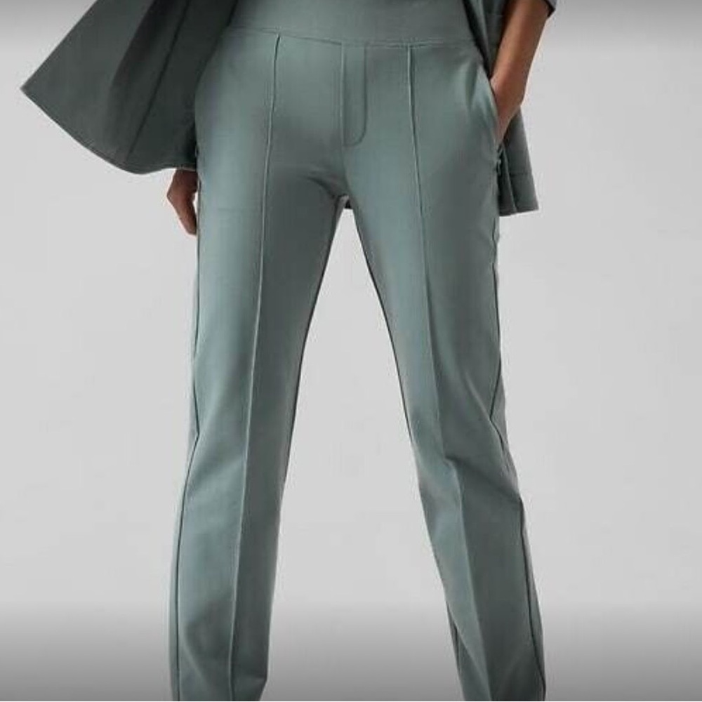 Athleta‎ Eastbound Straight Pull On Pants
